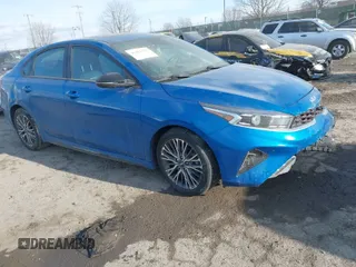 2022 Kia Forte GT-Line with VIN 3KPF54AD0NE499854, listed as a IAAI auction lot 41421127 with 27,188 mi miles. Bid and sale history available at carsss.com. Image 1.