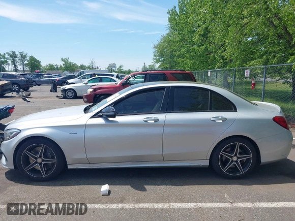 2016 Mercedes-Benz C 450 AMG z VIN 55SWF6EB2GU130541, wystawiony jako IAAI lot #42228358 z przebiegiem 120 970 mil mil oraz . Historia ofert i sprzedaży dostępna na DreamBid. Obrazek 14.