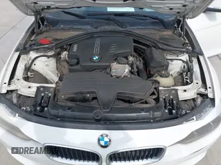 2015 BMW 3 Series 320i с VIN WBA3B1G5XFNT05271, выставлен на аукционе IAAI как лот 42049799 с пробегом 125 437 миль миль и . История ставок и продаж доступна на DreamBid. Изображение 10.