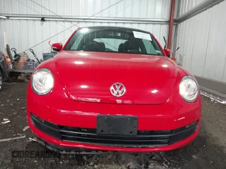 2012 Volkswagen Beetle 2.5L with VIN 3VWJX7AT0CM656148, listed as a IAAI auction lot 41738742 with 53,920 mi miles. Bid and sale history available at carsss.com. Image 6.
