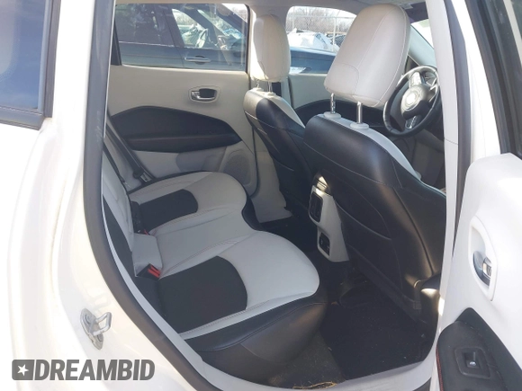 2020 Jeep Compass Limited with VIN 3C4NJDCB7LT159113, listed as a IAAI auction lot 41576805 with 75,921 mi miles and . Bid and sale history available at carsss.com. Image 8.