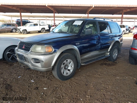 2001 Mitsubishi Montero Sport LS with VIN JA4MT31H71P007335, listed as a IAAI auction lot 41465825 with 258707 miles. Bid and sale history available at carsss.com. Image 17.