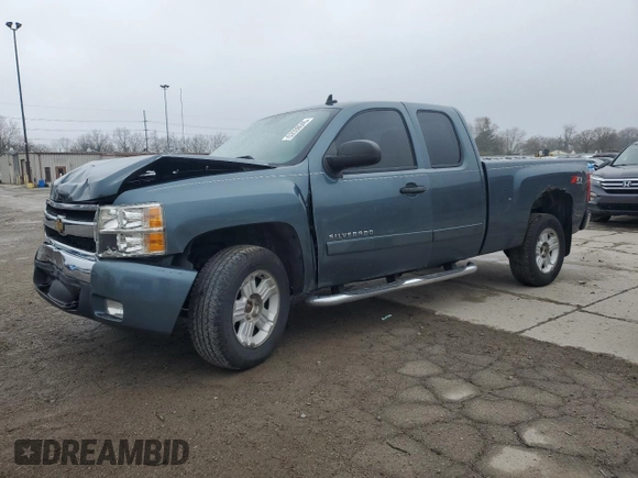 2007 Chevrolet Silverado 1500 1LT with VIN 1GCEK19047Z562949, listed as a Copart auction lot 52038545 with 266,966 mi miles and Salvage Title. Bid and sale history available at DreamBid. Image 1.