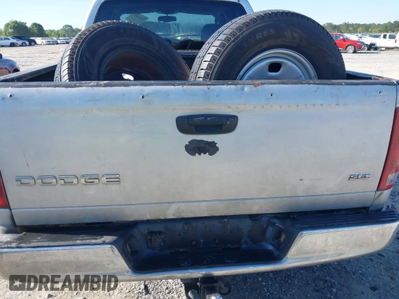 2005 Dodge 1500 SLT with VIN 1D7HA18N25S255563, listed as a IAAI auction lot 42025651 with 221,525 mi miles. Bid and sale history available at carsss.com. Image 6.