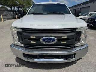 2019 Ford F-250 XL с VIN 1FT7X2A60KEC91808, выставлен на аукционе Copart как лот 62036905 с пробегом 101 633 миль миль и На запчасти • Non repairable. История ставок и продаж доступна на DreamBid. Изображение 5.