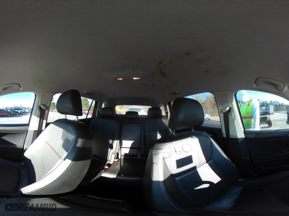 2018 Volkswagen Tiguan SEL with VIN 3VV3B7AX6JM015971, listed as a IAAI auction lot 41712580 with 138,681 mi miles. Bid and sale history available at carsss.com. Image 18.