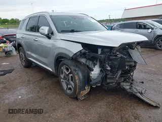2024 Hyundai Palisade Limited z VIN KM8R5DGE4RU650923, wystawiony jako IAAI lot #42173553 z przebiegiem 25 421 mil mil oraz . Historia ofert i sprzedaży dostępna na DreamBid. Obrazek 1.
