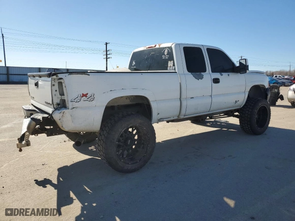 2003 Chevrolet Silverado 1500 LS with VIN 2GCEK19T831104554, listed as a Copart auction lot 47269595 with 237,025 mi miles and Salvage Title. Bid and sale history available at carsss.com. Image 3.