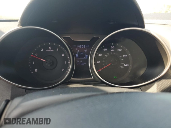 2012 Hyundai Veloster w/Black Int with VIN KMHTC6AD3CU053227, listed as a Copart auction lot 56276315 with 142,081 mi miles and Clean title. Bid and sale history available at DreamBid. Image 9.