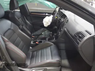 2016 Volkswagen GTI Autobahn с VIN 3VW547AU8GM030016, выставлен на аукционе IAAI как лот 42231297 с пробегом 79 417 миль миль и . История ставок и продаж доступна на DreamBid. Изображение 5.