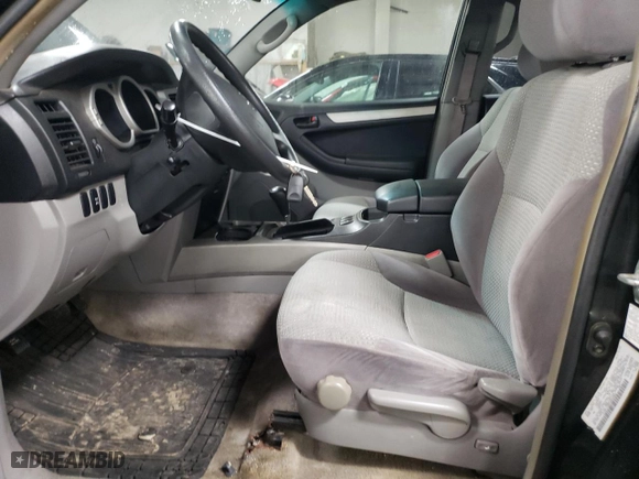 2003 Toyota 4Runner SR5 with VIN JTEBT14R038002802, listed as a Copart auction lot 48614125 with 249,307 mi miles and Salvage Title. Bid and sale history available at carsss.com. Image 7.