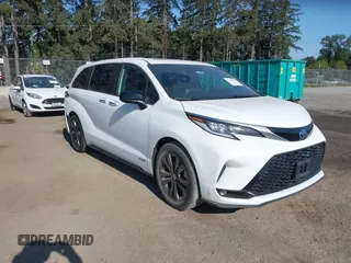 2021 Toyota Sienna XSE with VIN 5TDXRKEC9MS004991, listed as a IAAI auction lot 42177236 with 123,736 mi miles and . Bid and sale history available at DreamBid. Image 1.