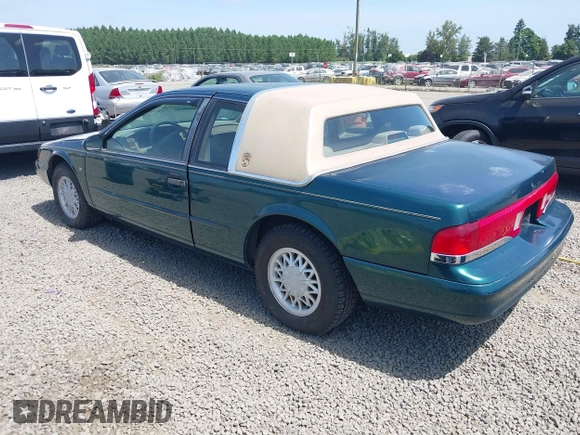 1995 Mercury Cougar z VIN 1MELM62W5SH606001, wystawiony jako IAAI lot #42461451 z przebiegiem 83 279 mil mil oraz . Historia ofert i sprzedaży dostępna na DreamBid. Obrazek 3.