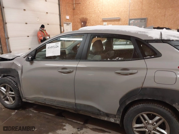 2023 Hyundai Kona SE with VIN KM8K2CAB5PU970137, listed as a IAAI auction lot 41493226 with 47,809 mi miles. Bid and sale history available at carsss.com. Image 14.
