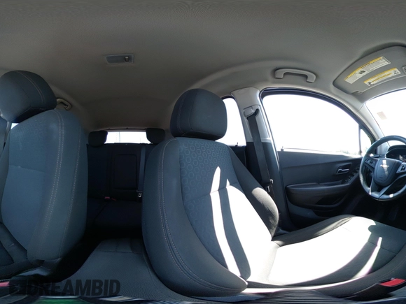 2020 Chevrolet Trax LS with VIN KL7CJKSB3LB026277, listed as a IAAI auction lot 42299054 with 81,232 mi miles and . Bid and sale history available at DreamBid. Image 21.