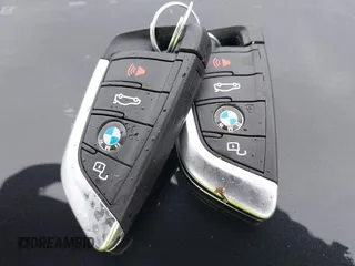 2024 BMW i4 M50 z VIN WBY33AW00RFS06591, wystawiony jako IAAI lot #41863252 z przebiegiem 15 260 mil mil oraz . Historia ofert i sprzedaży dostępna na DreamBid. Obrazek 11.