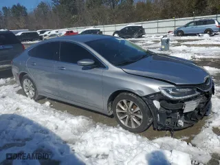 2015 Chrysler 200 C with VIN 1C3CCCCB0FN560538, listed as a Copart auction lot 45166515 with 62,617 mi miles and Salvage Title. Bid and sale history available at carsss.com. Image 4.