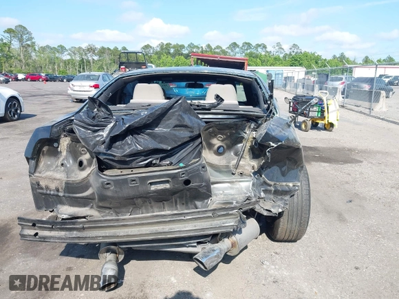 2014 Ford Mustang V6 with VIN 1ZVBP8AM4E5228370, listed as a IAAI auction lot 42130306 with 113,015 mi miles. Bid and sale history available at carsss.com. Image 6.