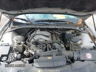 2002 Lincoln LS w/Base Pkg with VIN 1LNHM86S62Y672921, listed as a IAAI auction lot 42100871 with 207,170 mi miles. Bid and sale history available at carsss.com. Image 10.