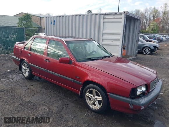 1997 Volvo 850 GT с VIN YV1LS5553V1400395, выставлен на аукционе IAAI как лот 41887637 с пробегом 88 192 миль миль и . История ставок и продаж доступна на DreamBid. Изображение 1.