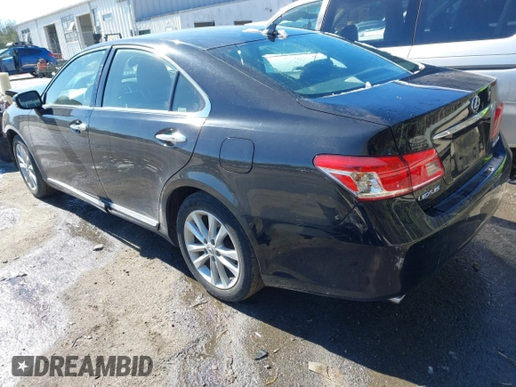 2010 Lexus ES 330 with VIN JTHBK1EG6A2410160, listed as a IAAI auction lot 41621415 with Not Provided miles and . Bid and sale history available at DreamBid. Image 3.