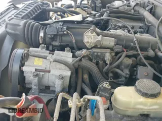 1998 Ford Explorer XL z VIN 1FMZU34X4WUC94388, wystawiony jako IAAI lot #42822057 z przebiegiem 232 117 mil mil oraz . Historia ofert i sprzedaży dostępna na DreamBid. Obrazek 12.