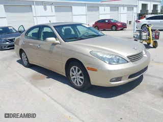 2002 Lexus ES 300 with VIN JTHBF30G225023659, listed as a IAAI auction lot 42026524 with 64,533 mi miles. Bid and sale history available at carsss.com. Image 1.
