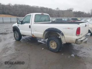1999 Ford Super Duty F-250 XL with VIN 1FTNF21L7XEC89108, listed as a IAAI auction lot 41733933 with 135,893 mi miles. Bid and sale history available at carsss.com. Image 3.