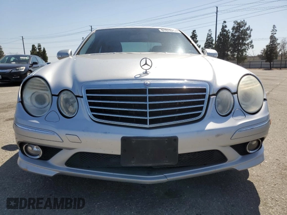 2008 Mercedes-Benz E 550 Sport with VIN WDBUF72X98B297805, listed as a Copart auction lot 61970255 with 248,178 mi miles and Salvage title. Bid and sale history available at DreamBid. Image 5.