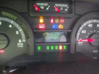 2011 Ford E-Series Commercial z VIN 1FTNS2EL9BDA66492, wystawiony jako IAAI lot #41468241 z przebiegiem 234 765 mil mil oraz . Historia ofert i sprzedaży dostępna na DreamBid. Obrazek 7.