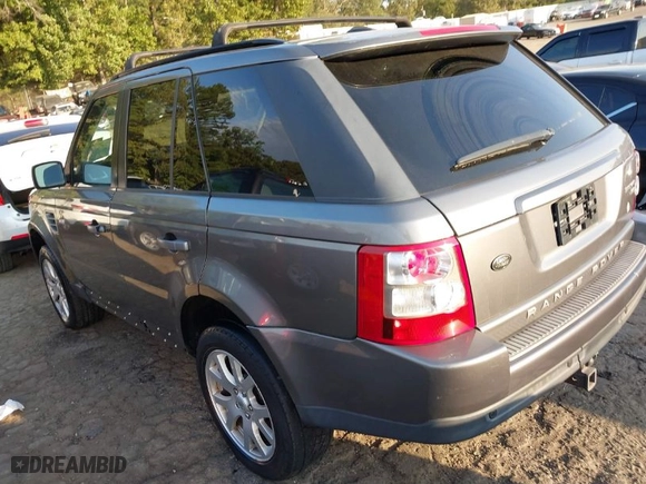 2009 Land Rover Range Rover Sport HSE with VIN SALSK25449A189066, listed as a IAAI auction lot 40575095 with 204,072 mi miles. Bid and sale history available at carsss.com. Image 3.