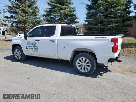 2021 Chevrolet Silverado 1500 with VIN 1GCRYBEHXMZ115135, listed as a Copart auction lot 54670185 with 32,849 mi miles and Salvage Title. Bid and sale history available at DreamBid. Image 2.