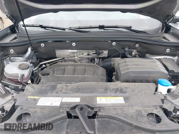 2024 Volkswagen Atlas SE with VIN 1V2WR2CA6RC574936, listed as a IAAI auction lot 42257308 with 23,370 mi miles and . Bid and sale history available at DreamBid. Image 10.
