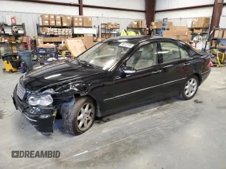 2003 Mercedes-Benz C 240 z VIN WDBRF81J23F365985, wystawiony jako Copart lot #85212194 z przebiegiem 139 328 mil mil oraz Szkoda całkowita • Salvage title. Historia ofert i sprzedaży dostępna na DreamBid. Obrazek 1.