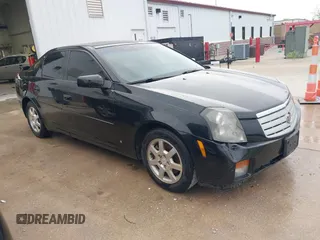 2007 Cadillac CTS z VIN 1G6DP577570139695, wystawiony jako IAAI lot #42293366 z przebiegiem 185 521 mil mil oraz . Historia ofert i sprzedaży dostępna na DreamBid. Obrazek 1.