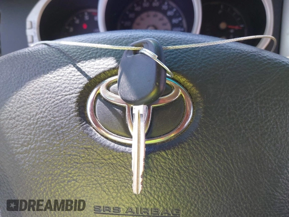 2004 Toyota 4Runner SR5 with VIN JTEBU14R640037597, listed as a IAAI auction lot 41989478 with 281,611 mi miles and . Bid and sale history available at DreamBid. Image 11.