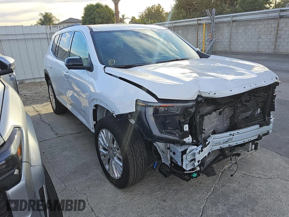 2024 GMC Acadia AWD Elevation z VIN 1GKENNKSXRJ196706, wystawiony jako Copart lot #83620704 z przebiegiem 8 009 mil mil oraz Czysty tytuł • Clean title. Historia ofert i sprzedaży dostępna na DreamBid. Obrazek 4.