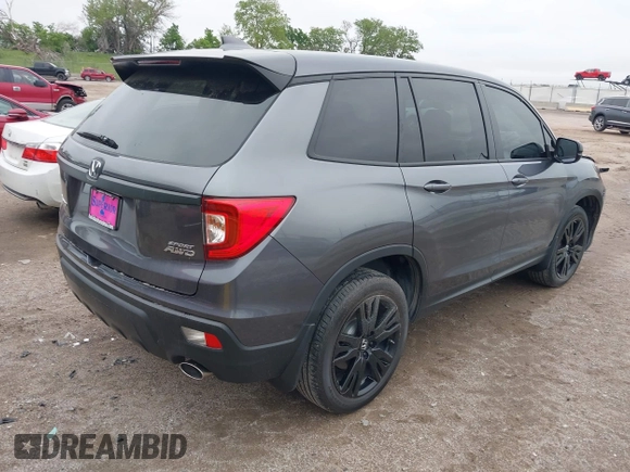 2021 Honda Passport Sport with VIN 5FNYF8H26MB032206, listed as a IAAI auction lot 42282932 with 18,952 mi miles and . Bid and sale history available at DreamBid. Image 4.