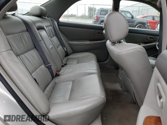 1999 Lexus ES 300 Luxury Sport Sdn with VIN JT8BF28G2X5055176, listed as a Copart auction lot 81832974 with 303,489 mi miles and Salvage Title. Bid and sale history available at carsss.com. Image 11.