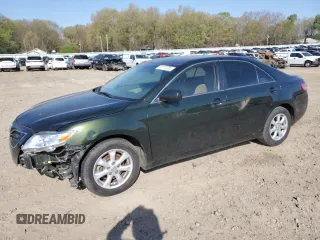 2010 Toyota Camry z VIN 4T4BF3EK9AR072992, wystawiony jako Copart lot #51107035 z przebiegiem 182 398 mil mil oraz Szkoda całkowita • Salvage title. Historia ofert i sprzedaży dostępna na DreamBid. Obrazek 1.