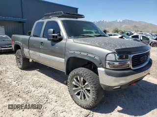 1999 GMC Sierra 1500 SLE z VIN 2GTEK19T8X1512607, wystawiony jako Copart lot #58053205 z przebiegiem 170 792 mil mil oraz Szkoda całkowita • Salvage title. Historia ofert i sprzedaży dostępna na DreamBid. Obrazek 4.