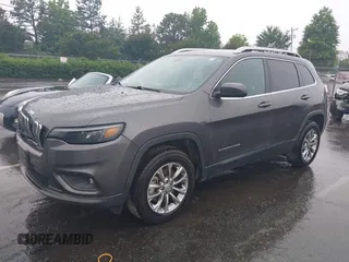 2019 Jeep Cherokee Latitude Plus with VIN 1C4PJMLB7KD195591, listed as a IAAI auction lot 42433607 with 58,370 mi miles and . Bid and sale history available at DreamBid. Image 17.