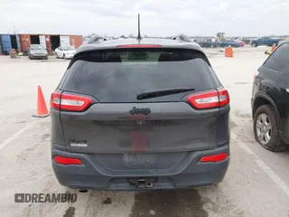 2016 Jeep Cherokee Latitude z VIN 1C4PJMCB9GW152673, wystawiony jako IAAI lot #41704412 z przebiegiem 140 559 mil mil oraz . Historia ofert i sprzedaży dostępna na DreamBid. Obrazek 16.