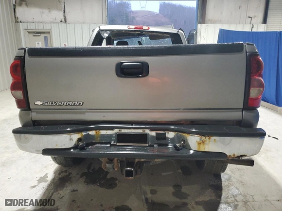 2006 Chevrolet Silverado 1500 LT2 with VIN 1GCEK19B76Z145230, listed as a Copart auction lot 85331784 with 361,251 mi miles and Salvage Title. Bid and sale history available at carsss.com. Image 6.