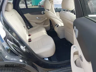 2019 Mercedes-Benz GLC 350e z VIN WDC0G5EB0KF568293, wystawiony jako IAAI lot #42179212 z przebiegiem Nie podano mil oraz . Historia ofert i sprzedaży dostępna na DreamBid. Obrazek 8.