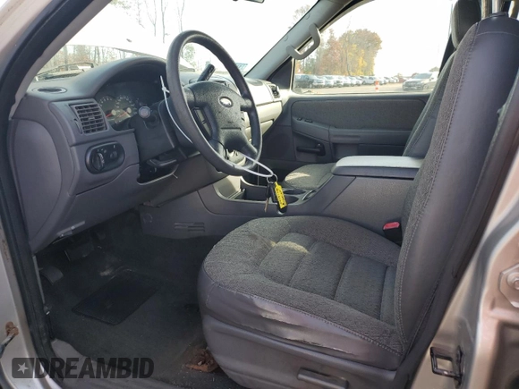 2005 Ford Explorer XLS z VIN 1FMZU72E85UB83687, wystawiony jako Copart lot #78074214 z przebiegiem 115 542 mil mil oraz Szkoda całkowita • Salvage title. Historia ofert i sprzedaży dostępna na DreamBid. Obrazek 7.