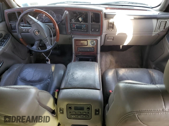 2006 Cadillac Escalade z VIN 1GYEK63N76R151006, wystawiony jako Copart lot #47058005 z przebiegiem 247 015 mil mil oraz Szkoda całkowita • Salvage title. Historia ofert i sprzedaży dostępna na DreamBid. Obrazek 8.