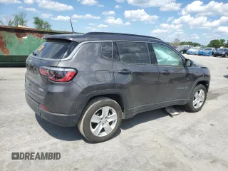 2022 Jeep Compass Latitude with VIN 3C4NJCBB2NT138975, listed as a Copart auction lot 51067865 with Not Provided miles and Salvage Title. Bid and sale history available at carsss.com. Image 3.