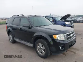 2012 Ford Escape XLT z VIN 1FMCU9D74CKA07342, wystawiony jako IAAI lot #42498549 z przebiegiem 210 583 mil mil oraz . Historia ofert i sprzedaży dostępna na DreamBid. Obrazek 1.