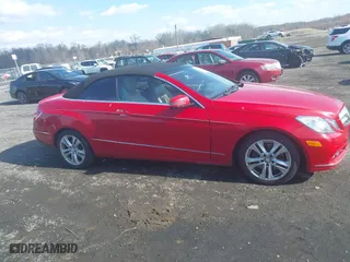 2011 Mercedes-Benz E-Class E 350 with VIN WDDKK5GF2BF071961, listed as a IAAI auction lot 41428712 with 148,114 mi miles. Bid and sale history available at carsss.com. Image 13.